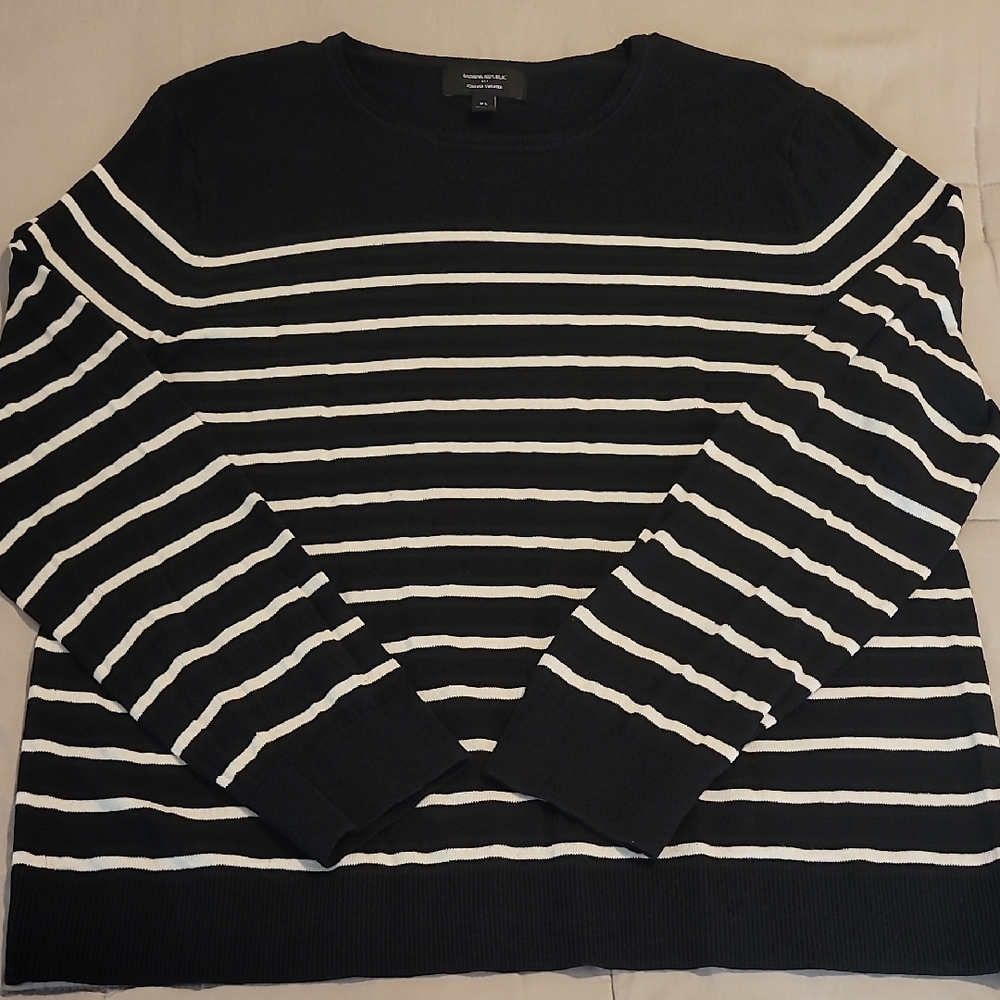 Banana Republic Women's Forever Crewneck Sweater In Black & White Stripe
